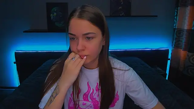 AlexaBarkley online show from February 10, 2025, 3:13 am