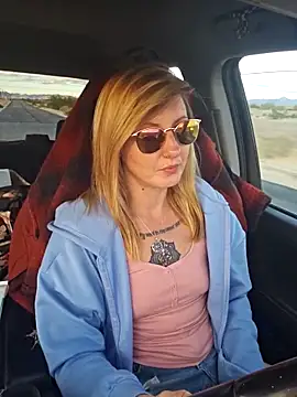 SheIsSomething online show from January 6, 2026, 12:03 am