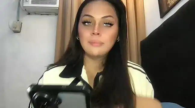  MissKhimberlyXxx  online show from February 28, 2025, 8:39 pm