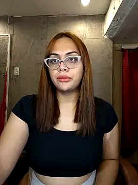 Snapshot of _MissKhimberlyXxx_ chatting on April 19, 2026, 6:21 pm MissKhimberlyXxx online show from April 19, 2026, 6:21 pm
