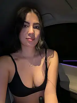 clairewntr online show from February 23, 2026, 7:44 pm