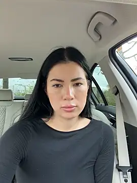 clairewntr online show from April 5, 2026, 11:29 am