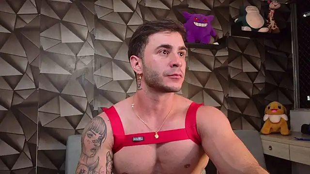 Snapshot of Latino_stud4u chatting on May 8, 2026, 4:29 am Latino stud4u online show from May 8, 2026, 4:29 am
