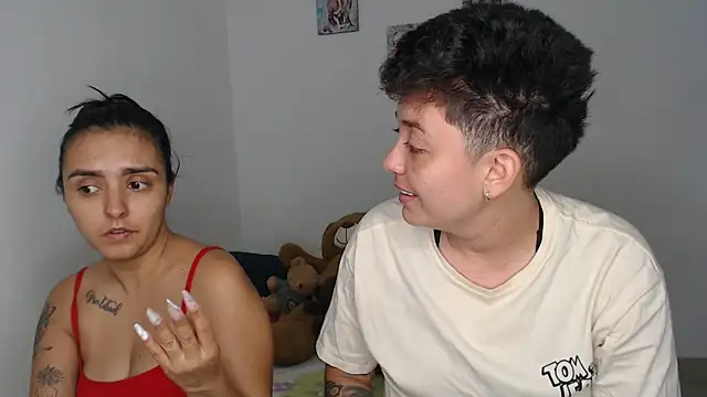 kathy luisa online show from November 11, 2025, 8:31 pm