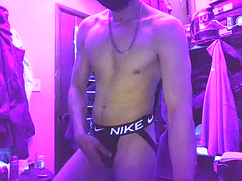 Snapshot of Cloudd_Kingg_Iceyyy chatting on June 29, 2026, 2:29 am Cloudd Kingg Iceyyy online show from June 29, 2026, 2:29 am