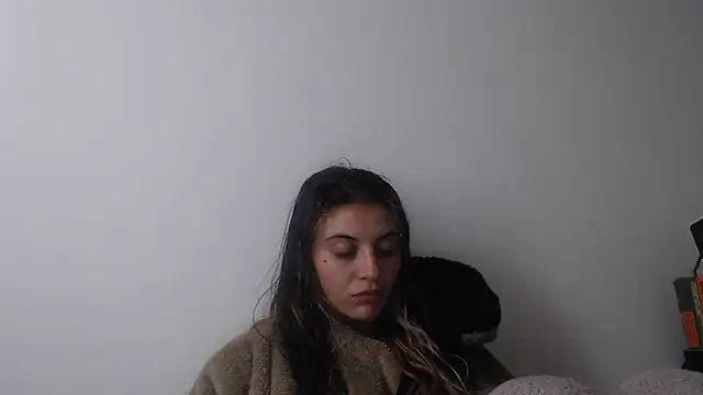 mariecam420 online show from February 19, 2025, 5:16 pm