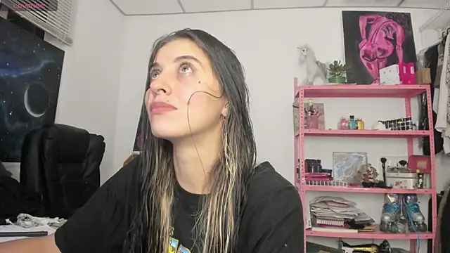 mariecam420 online show from March 29, 2026, 1:16 am