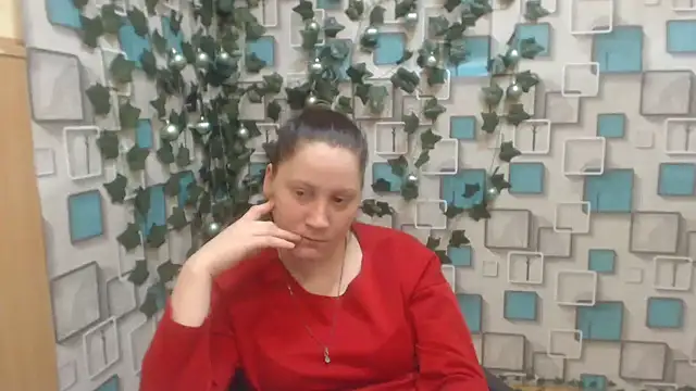 Snapshot of JosieJun_ chatting on February 4, 2025, 11:49 pm JosieJun online show from February 4, 2025, 11:49 pm