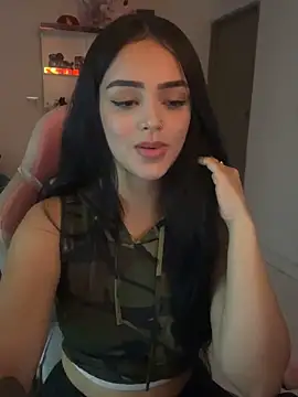 Snapshot of anniehart chatting on November 28, 2025, 12:46 am anniehart online show from November 28, 2025, 12:46 am