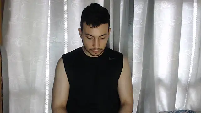 Snapshot of Armando_2002 chatting on February 25, 2025, 3:49 pm Armando 2002 online show from February 25, 2025, 3:49 pm