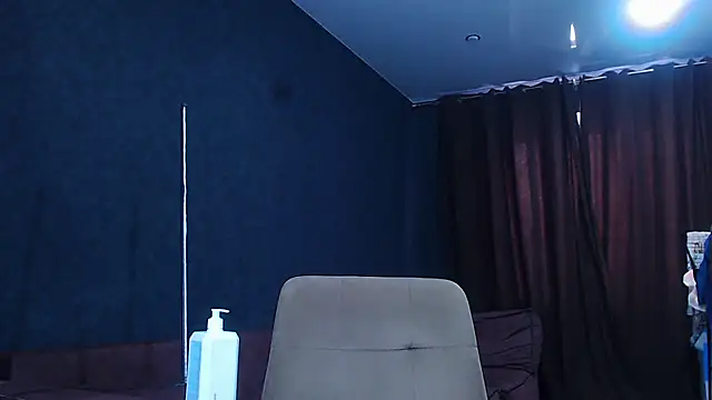 Snapshot of muscularjohnforuX chatting on September 24, 2025, 7:44 am muscularjohnforuX online show from September 24, 2025, 7:44 am