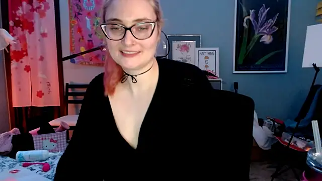 JenniferGwen online show from February 19, 2025, 5:27 am