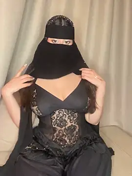 arabiaAna online show from April 8, 2026, 7:03 pm