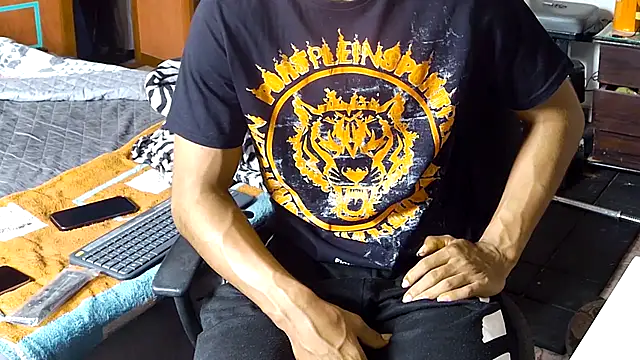 Snapshot of Jhon_wich chatting on January 31, 2025, 4:48 pm Jhon wich online show from January 31, 2025, 4:48 pm