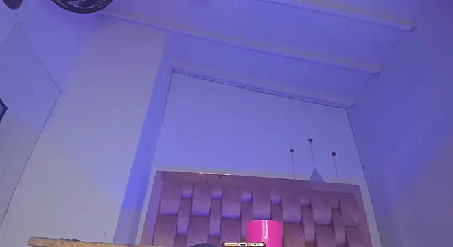 Snapshot of swt-booty chatting on December 26, 2024, 9:15 pm swt-booty online show from December 26, 2024, 9:15 pm