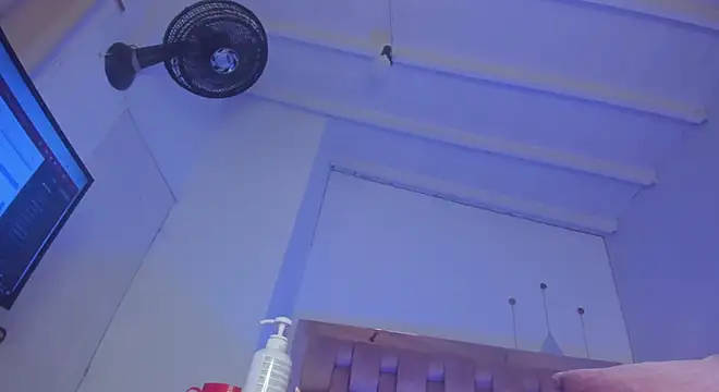 Snapshot of swt-booty chatting on January 7, 2025, 9:25 pm swt-booty online show from January 7, 2025, 9:25 pm