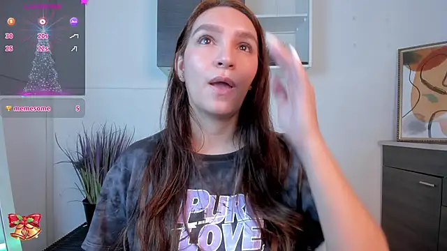 Snapshot of miataylorr1 chatting on December 2, 2024, 12:40 pm miataylorr1 online show from December 2, 2024, 12:40 pm