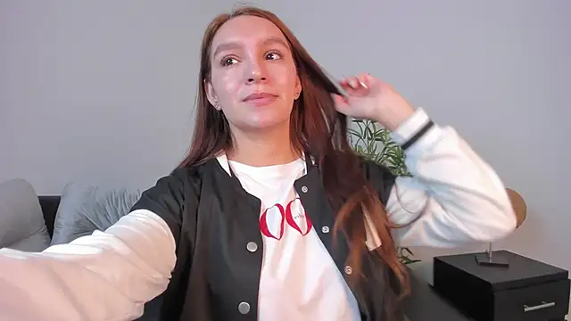 Snapshot of miataylorr1 chatting on February 26, 2025, 12:14 pm miataylorr1 online show from February 26, 2025, 12:14 pm