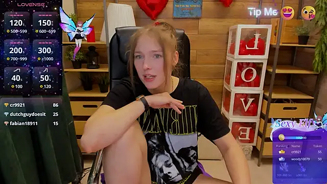  fiona Love online show from March 19, 2025, 1:10 am