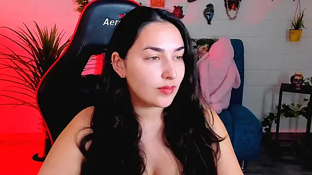 CeceliaJohnson online show from November 25, 2025, 8:14 am