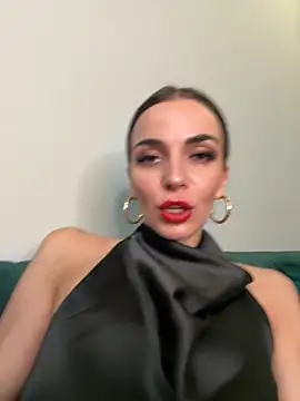 Snapshot of Bad_Giorgia chatting on September 13, 2025, 9:25 pm Bad Giorgia online show from September 13, 2025, 9:25 pm