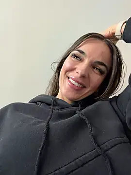 Snapshot of Bad_Giorgia chatting on October 19, 2025, 4:51 pm Bad Giorgia online show from October 19, 2025, 4:51 pm