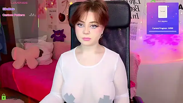 Snapshot of StellaMilla chatting on April 25, 2026, 12:02 am StellaMilla online show from April 25, 2026, 12:02 am