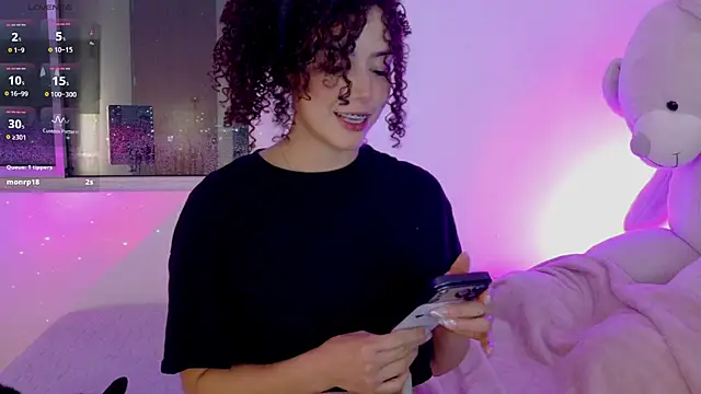 Lia Tinez online show from March 5, 2026, 11:34 pm