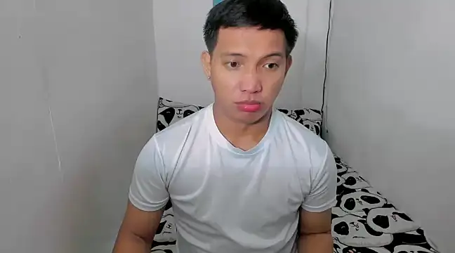 xSebastian19 online show from January 3, 2025, 11:01 pm