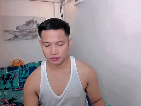 Snapshot of xSebastian19 chatting on May 7, 2026, 10:09 am xSebastian19 online show from May 7, 2026, 10:09 am