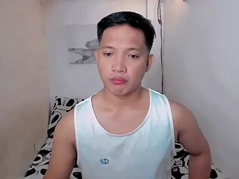 Snapshot of xSebastian19 chatting on July 14, 2026, 12:35 am xSebastian19 online show from July 14, 2026, 12:35 am