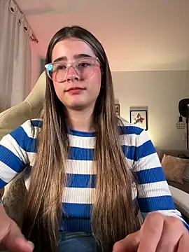 Snapshot of Stormiie777 chatting on February 13, 2026, 1:23 am Stormiie777 online show from February 13, 2026, 1:23 am