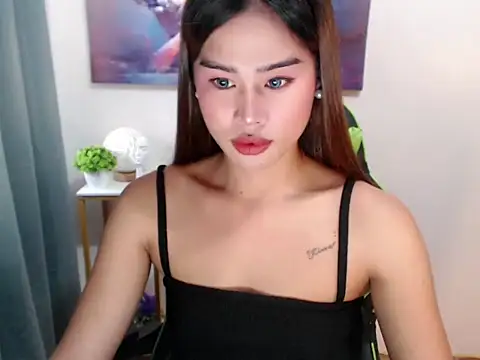 Snapshot of princessjadexx chatting on April 24, 2026, 5:43 am princessjadexx online show from April 24, 2026, 5:43 am