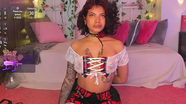 athena samael69 online show from January 10, 2025, 3:29 am