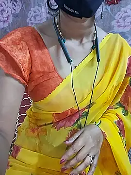 XBHUUME online show from December 3, 2024, 5:23 pm