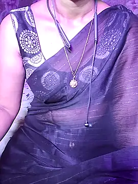 XBHUUME online show from October 5, 2025, 4:27 pm