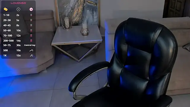 MadelineFox online show from February 9, 2025, 5:08 am