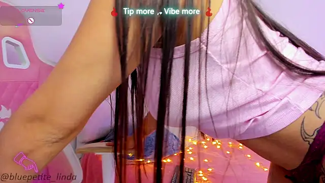 Blue Petite online show from March 5, 2026, 6:37 pm