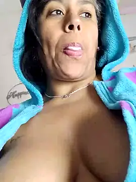 Snapshot of Molly_newman6 chatting on January 29, 2025, 4:08 pm Molly newman6 online show from January 29, 2025, 4:08 pm