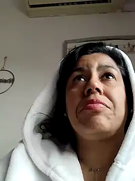 Snapshot of Molly_newman6 chatting on February 17, 2025, 12:16 pm Molly newman6 online show from February 17, 2025, 12:16 pm