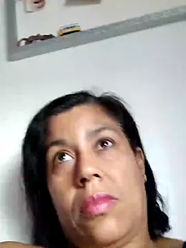 Snapshot of Molly_newman6 chatting on September 21, 2025, 5:36 pm Molly newman6 online show from September 21, 2025, 5:36 pm