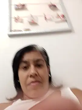 Snapshot of Molly_newman6 chatting on October 28, 2025, 5:26 pm Molly newman6 online show from October 28, 2025, 5:26 pm