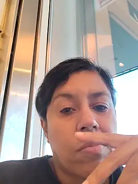 Snapshot of Molly_newman6 chatting on November 4, 2025, 4:28 pm Molly newman6 online show from November 4, 2025, 4:28 pm