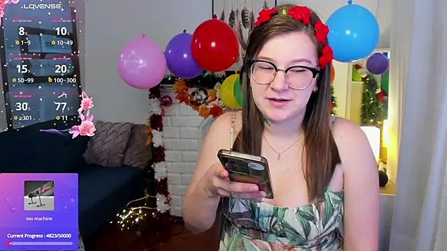 Snapshot of HunnyyLove chatting on December 12, 2024, 4:10 pm HunnyyLove online show from December 12, 2024, 4:10 pm