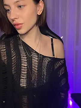 Snapshot of Camilla_Railian chatting on December 7, 2024, 8:05 pm Camilla Railian online show from December 7, 2024, 8:05 pm