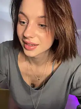 Snapshot of Camilla_Railian chatting on December 19, 2024, 6:45 pm Camilla Railian online show from December 19, 2024, 6:45 pm