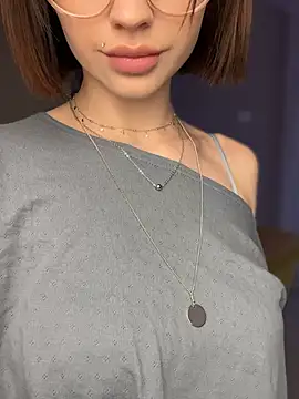 Snapshot of Camilla_Railian chatting on January 3, 2025, 11:03 am Camilla Railian online show from January 3, 2025, 11:03 am