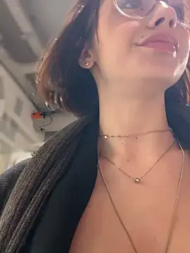 Snapshot of Camilla_Railian chatting on January 3, 2025, 2:40 pm Camilla Railian online show from January 3, 2025, 2:40 pm