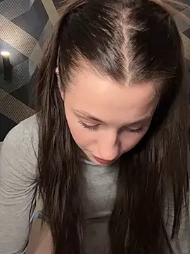 Snapshot of Camilla_Railian chatting on March 17, 2025, 7:26 pm Camilla Railian online show from March 17, 2025, 7:26 pm