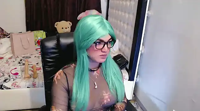 Goddess Sarah online show from December 30, 2024, 9:59 am